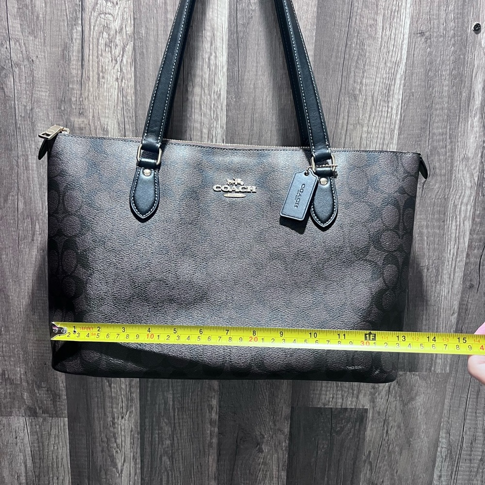 Coach Brown and Black Signature Tote Purse Bag Zip up - Picture 12 of 15